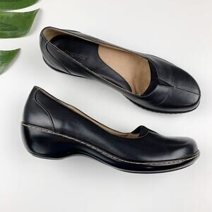 SoftSpots Slip On Wedge Heels Black Leather Office Work Women's 8.5 Narrow Width